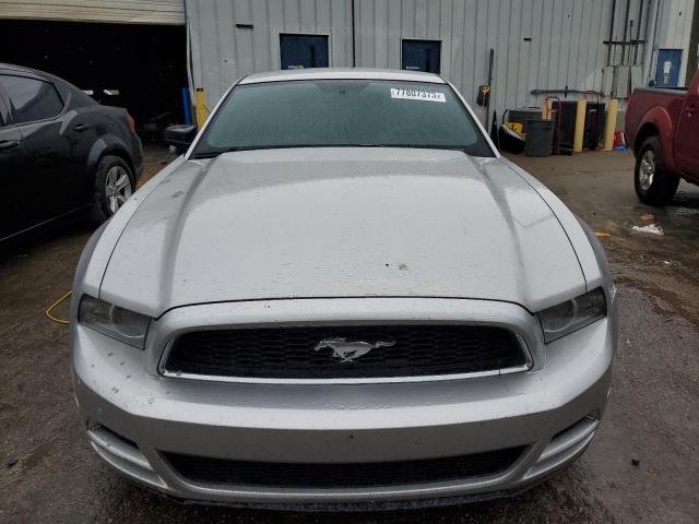 Photo 4 VIN: 1ZVBP8AM0D5220412 - FORD MUSTANG 