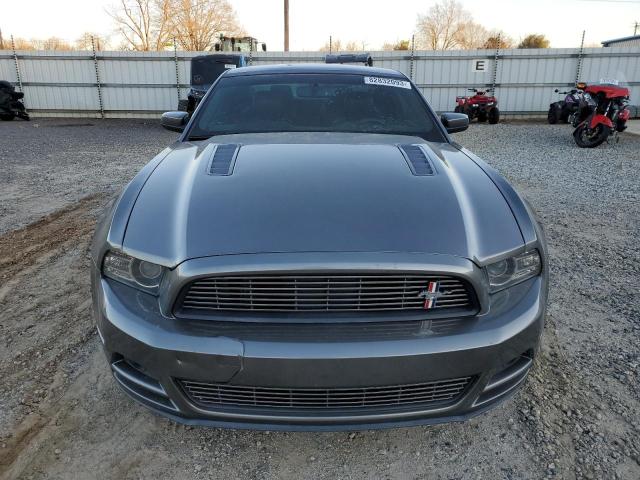 Photo 4 VIN: 1ZVBP8AM0D5256777 - FORD MUSTANG 