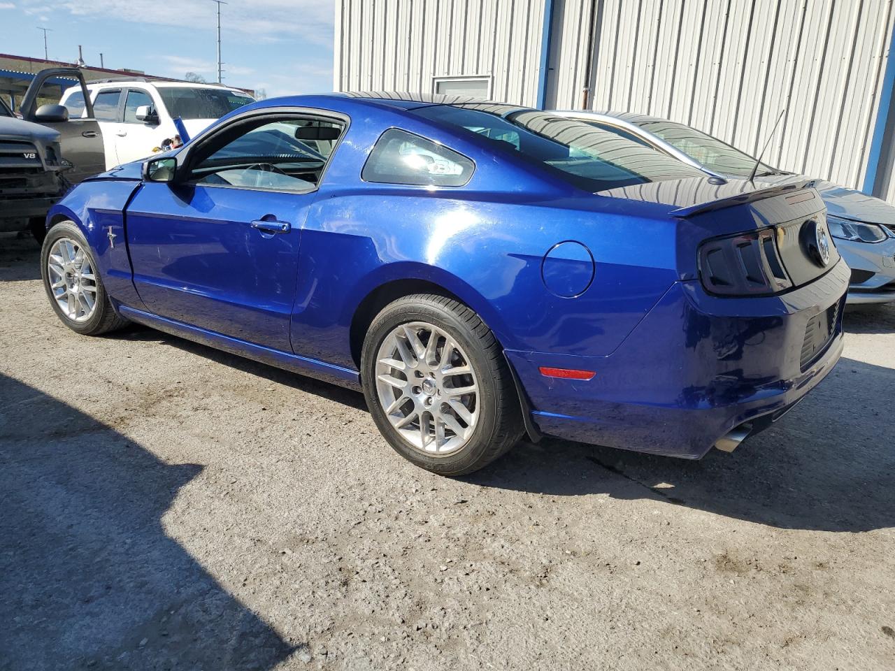 Photo 1 VIN: 1ZVBP8AM0E5205149 - FORD MUSTANG 