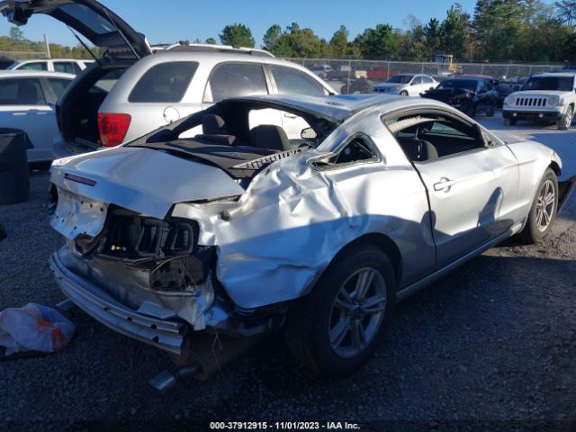 Photo 3 VIN: 1ZVBP8AM0E5266937 - FORD MUSTANG 