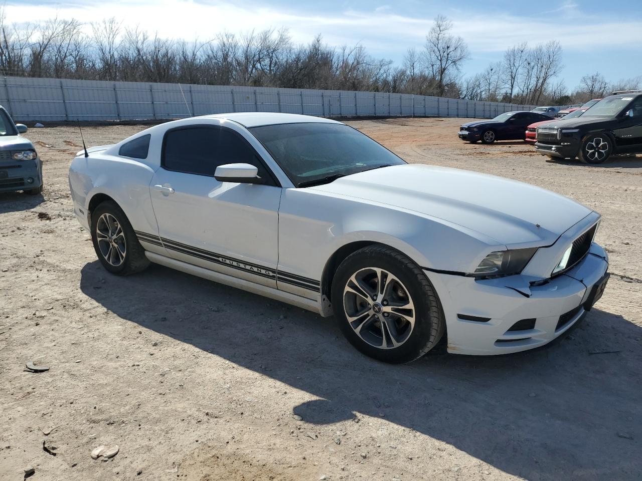 Photo 3 VIN: 1ZVBP8AM0E5277887 - FORD MUSTANG 