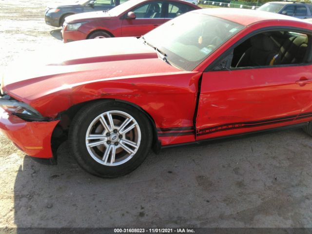 Photo 5 VIN: 1ZVBP8AM1B5165188 - FORD MUSTANG 