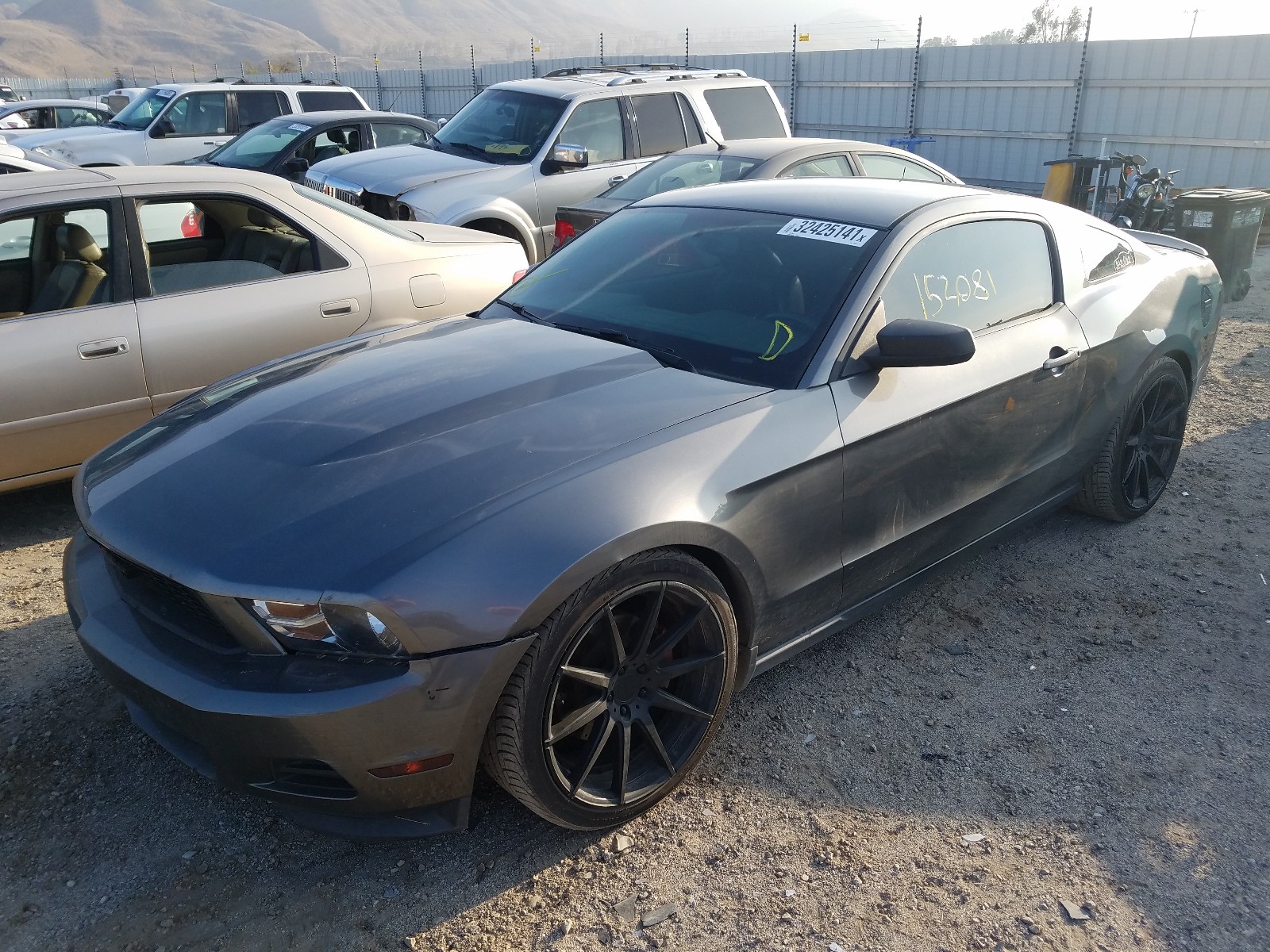 Photo 1 VIN: 1ZVBP8AM1B5169872 - FORD MUSTANG 