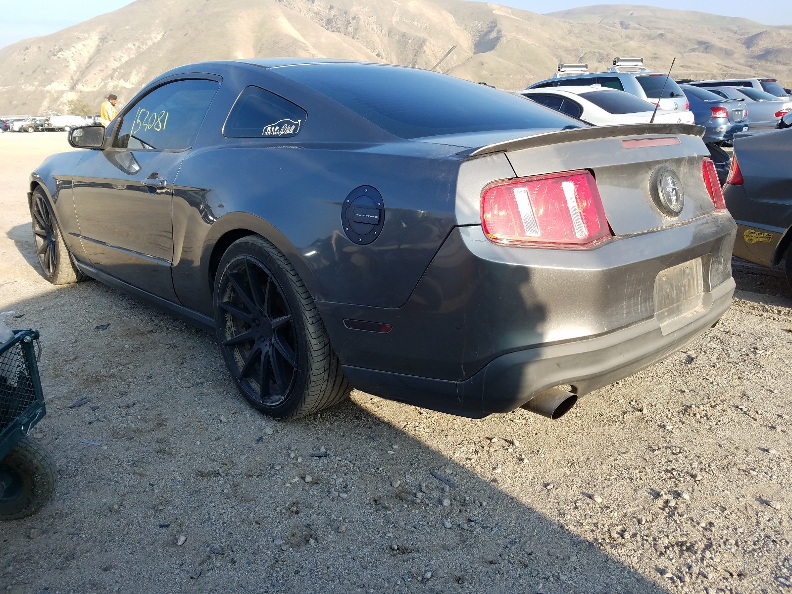 Photo 2 VIN: 1ZVBP8AM1B5169872 - FORD MUSTANG 