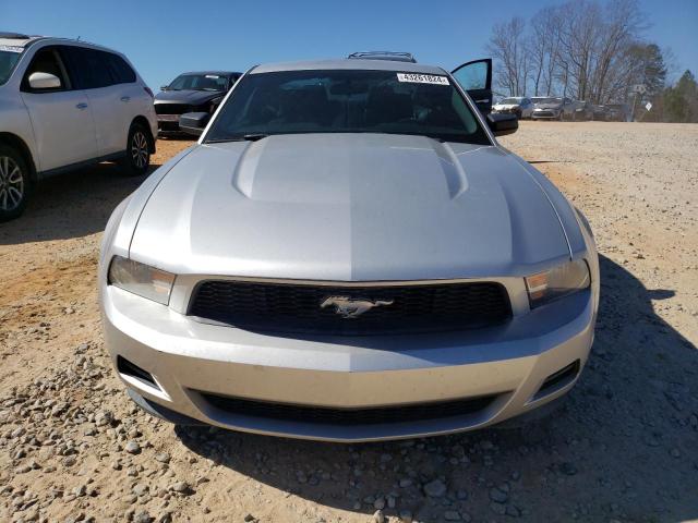 Photo 4 VIN: 1ZVBP8AM1C5242403 - FORD MUSTANG 