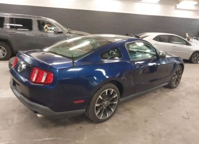 Photo 3 VIN: 1ZVBP8AM1C5248136 - FORD MUSTANG 