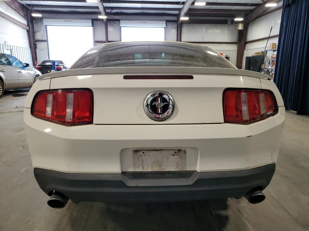 Photo 5 VIN: 1ZVBP8AM1C5261601 - FORD MUSTANG 