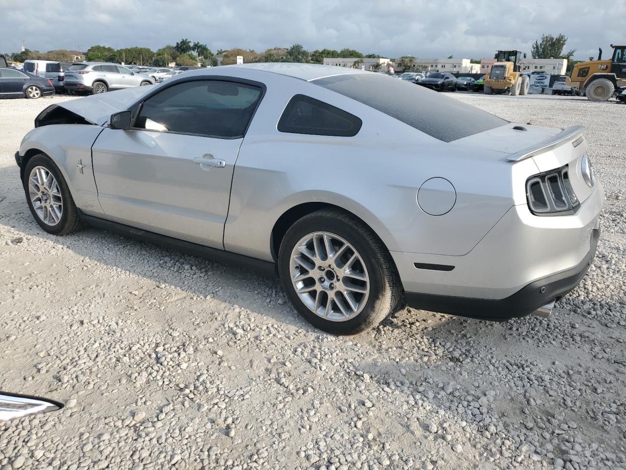 Photo 1 VIN: 1ZVBP8AM1C5284943 - FORD MUSTANG 