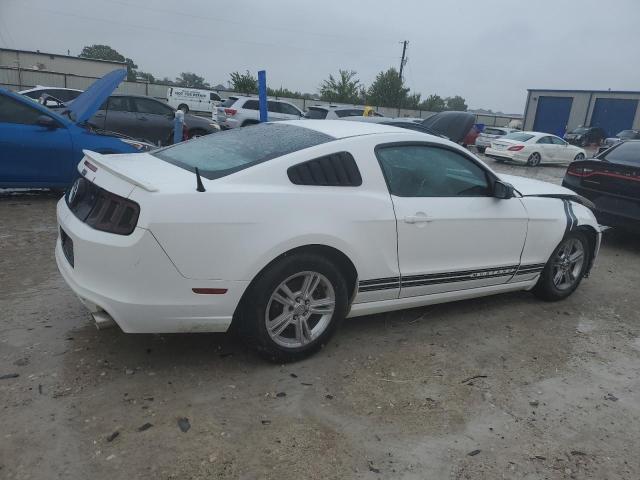 Photo 2 VIN: 1ZVBP8AM1D5259283 - FORD MUSTANG 