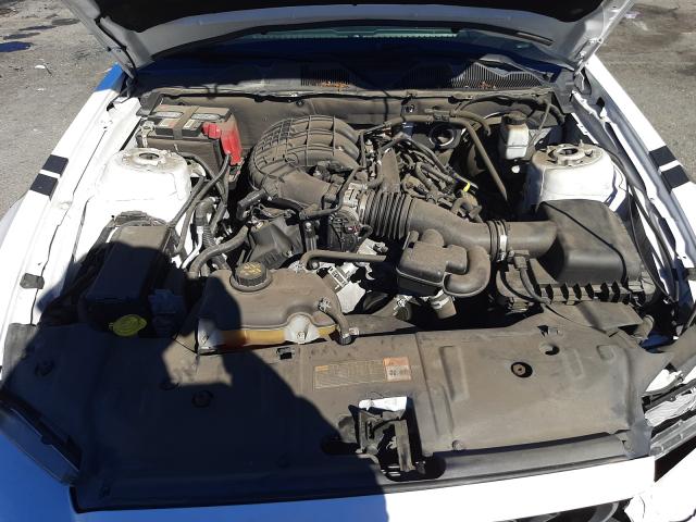 Photo 6 VIN: 1ZVBP8AM1E5231520 - FORD MUSTANG 