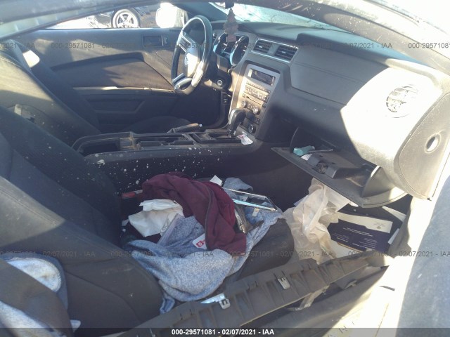 Photo 4 VIN: 1ZVBP8AM1E5306233 - FORD MUSTANG 