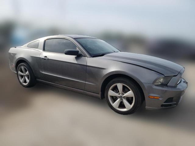 Photo 3 VIN: 1ZVBP8AM1E5324926 - FORD MUSTANG 