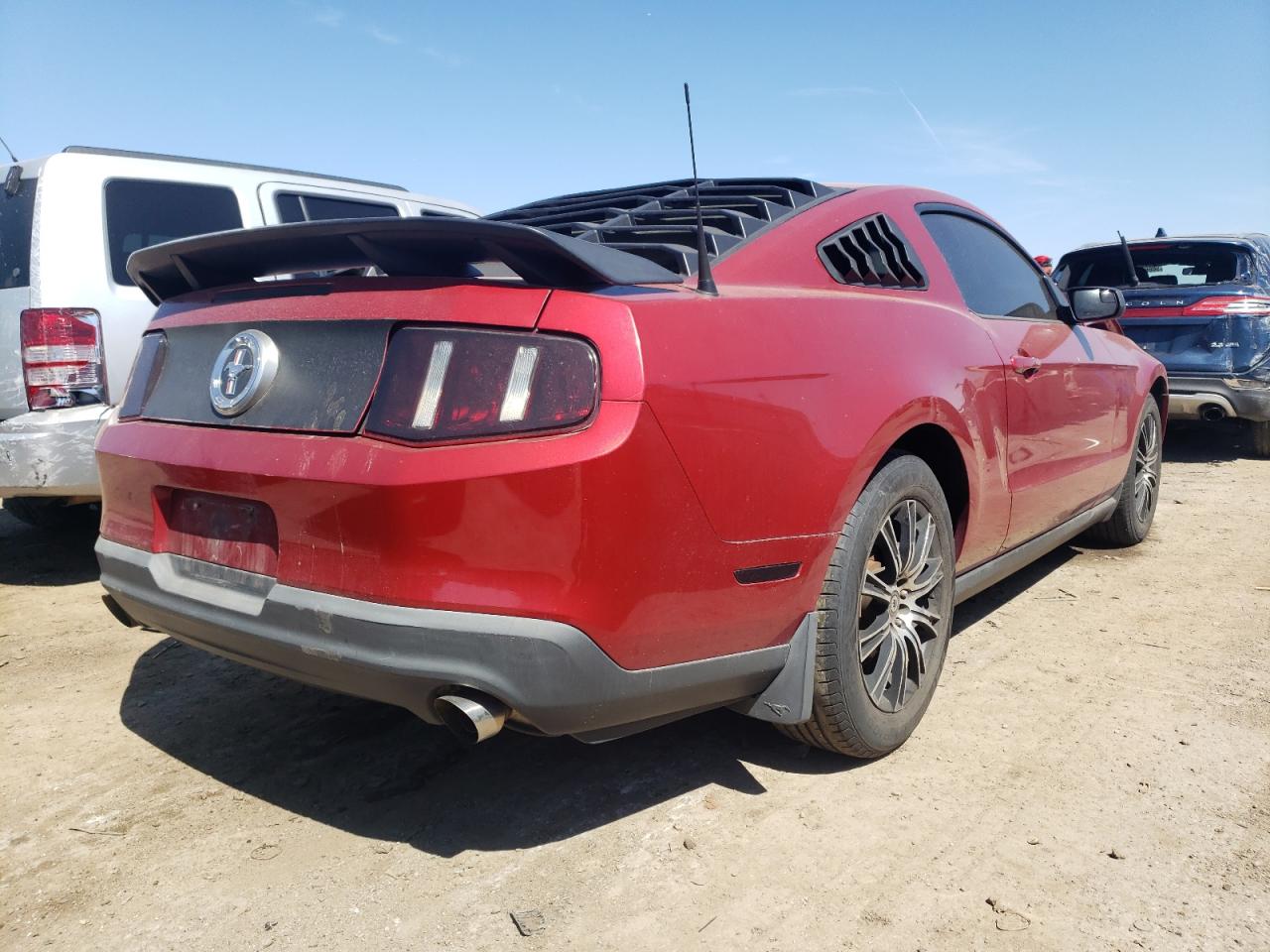 Photo 2 VIN: 1ZVBP8AM2B5124665 - FORD MUSTANG 