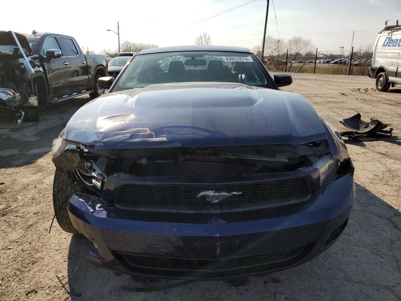 Photo 4 VIN: 1ZVBP8AM2B5133592 - FORD MUSTANG 