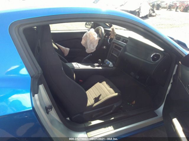 Photo 4 VIN: 1ZVBP8AM2D5249961 - FORD MUSTANG 