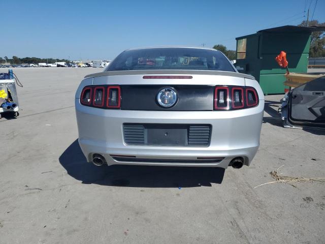 Photo 5 VIN: 1ZVBP8AM2D5265707 - FORD MUSTANG 