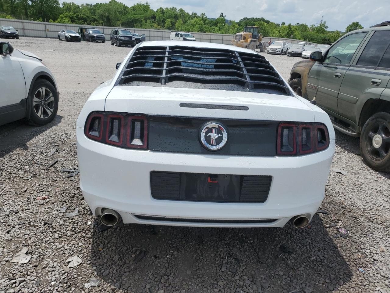 Photo 5 VIN: 1ZVBP8AM2E5220932 - FORD MUSTANG 