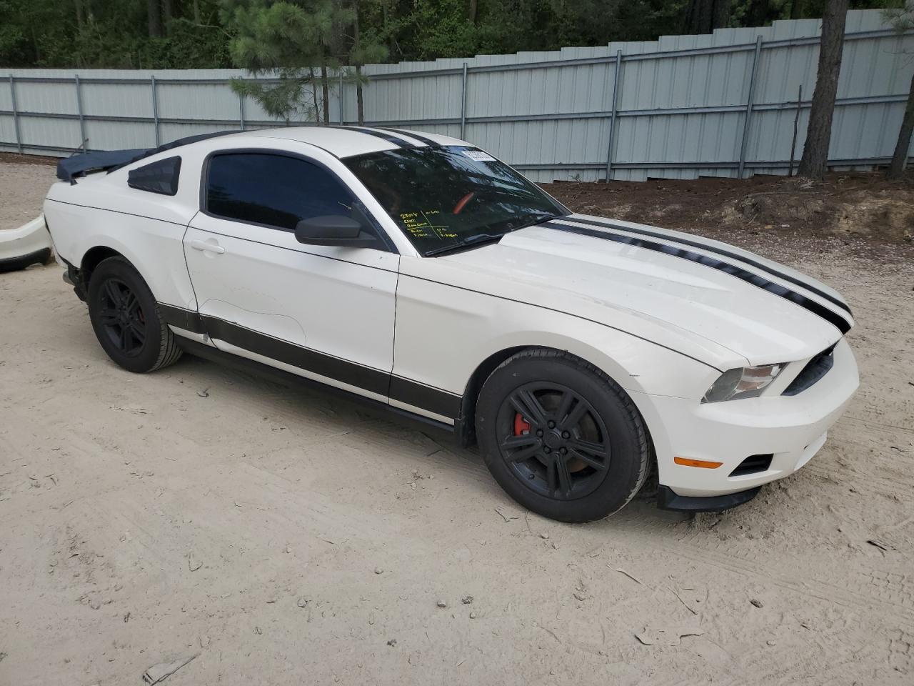 Photo 3 VIN: 1ZVBP8AM3B5160171 - FORD MUSTANG 