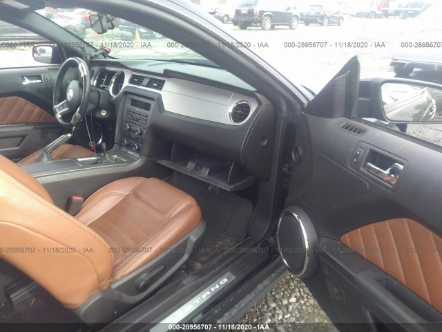 Photo 4 VIN: 1ZVBP8AM3C5201321 - FORD MUSTANG 