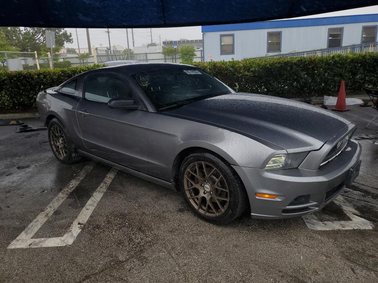 Photo 3 VIN: 1ZVBP8AM3E5239814 - FORD MUSTANG 