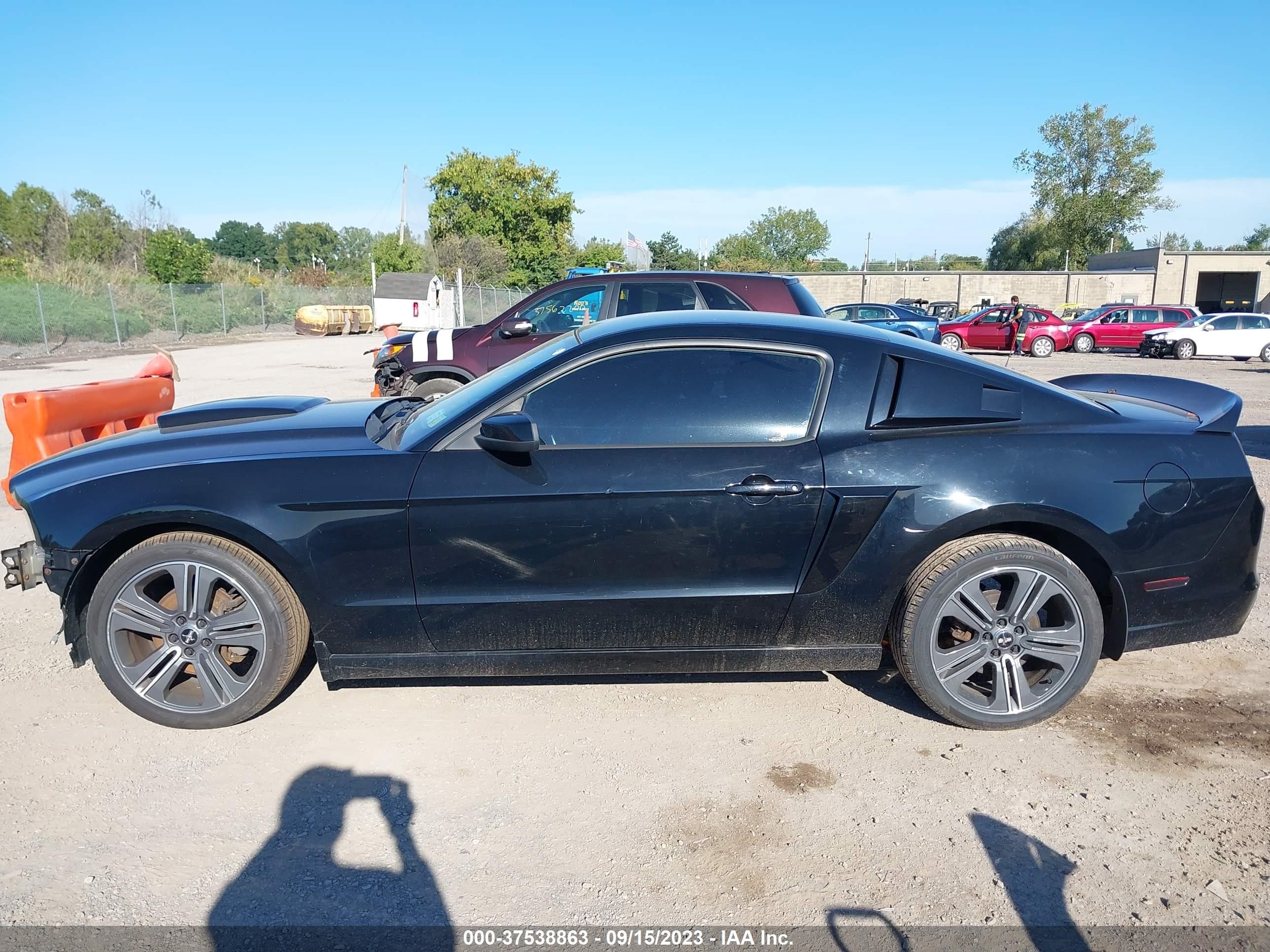 Photo 14 VIN: 1ZVBP8AM3E5290021 - FORD MUSTANG 