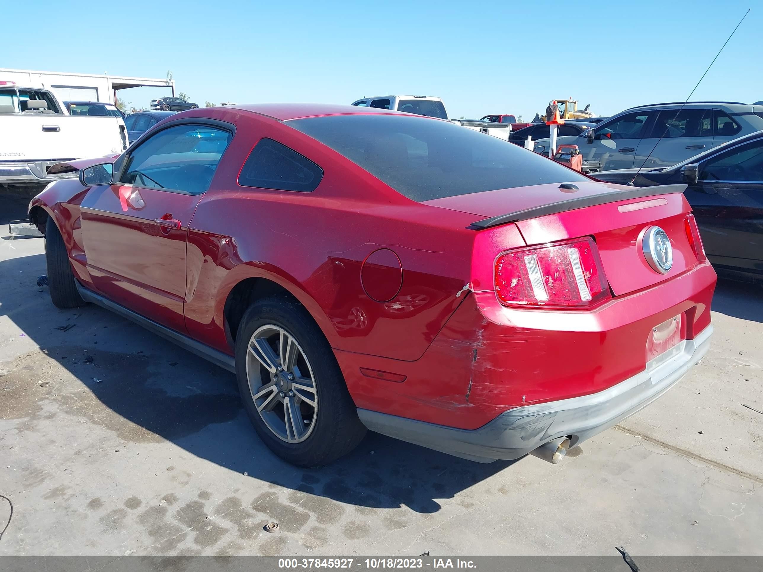 Photo 2 VIN: 1ZVBP8AM4B5162172 - FORD MUSTANG 