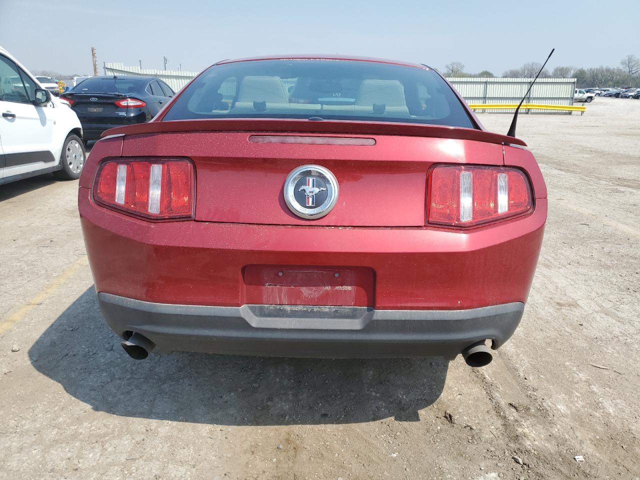 Photo 5 VIN: 1ZVBP8AM4C5272687 - FORD MUSTANG 