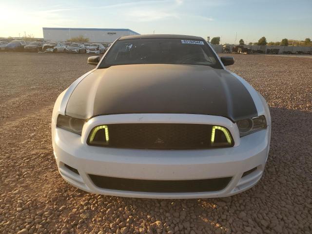 Photo 4 VIN: 1ZVBP8AM4D5211793 - FORD MUSTANG 