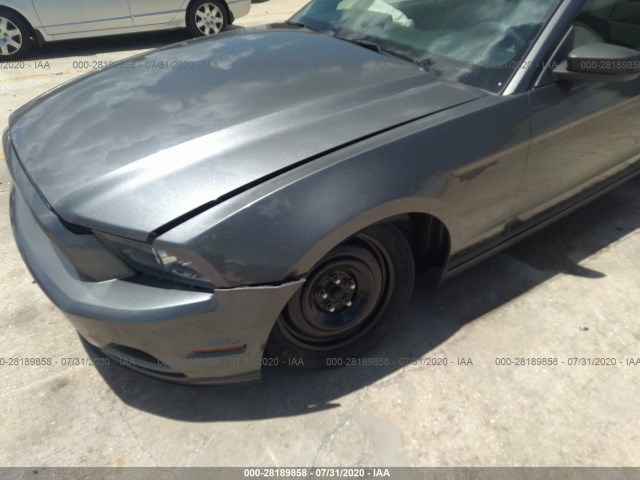 Photo 5 VIN: 1ZVBP8AM4D5273923 - FORD MUSTANG 