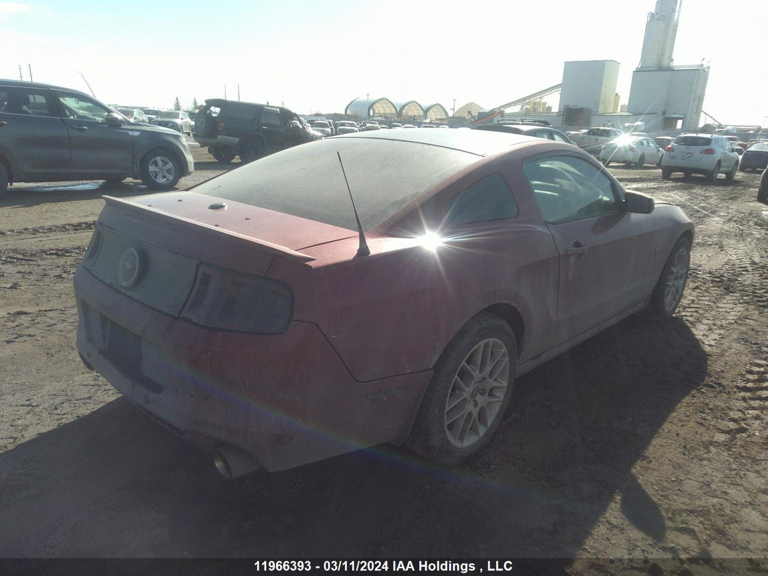 Photo 3 VIN: 1ZVBP8AM4E5300863 - FORD MUSTANG 