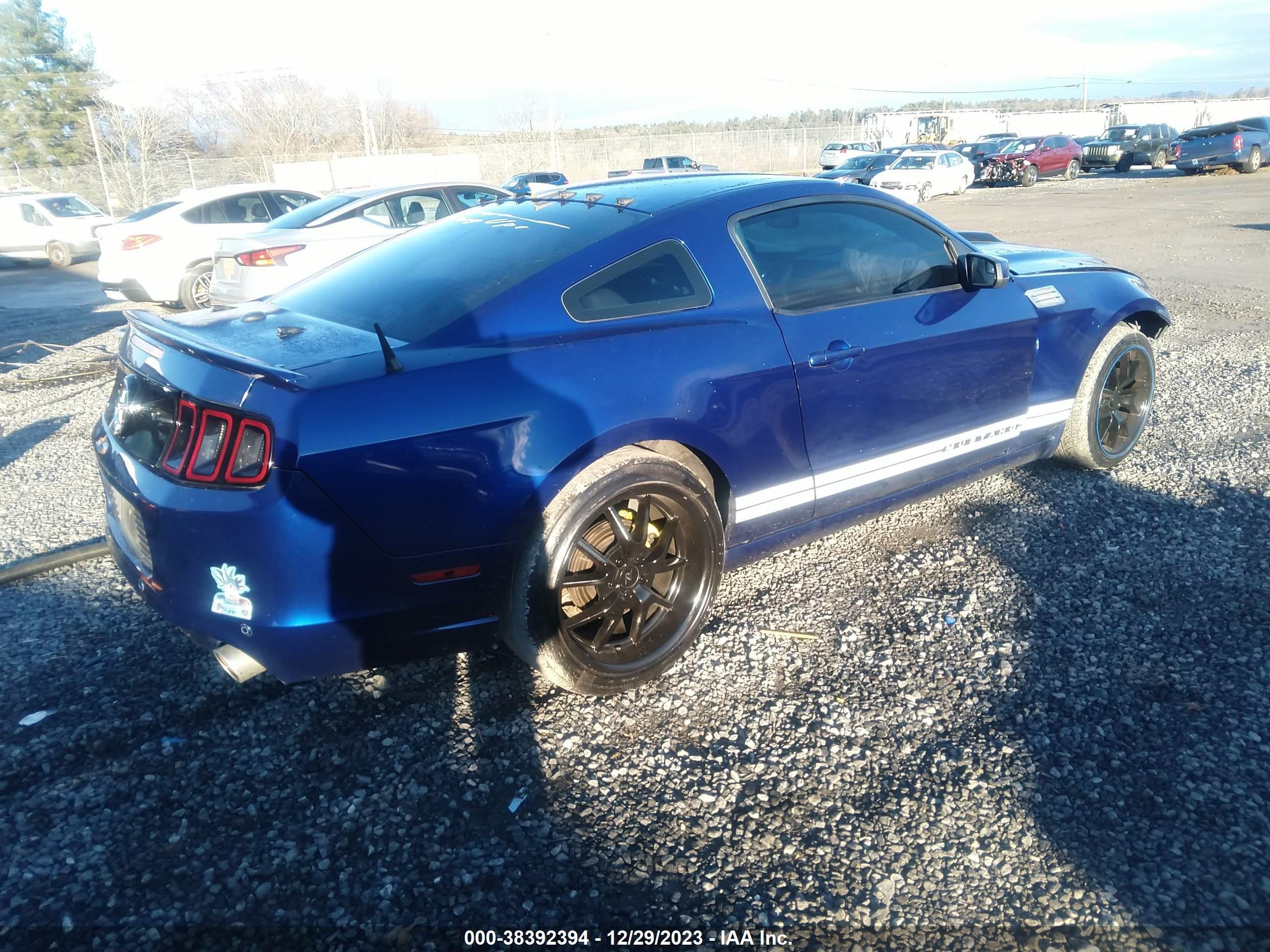 Photo 3 VIN: 1ZVBP8AM4E5301138 - FORD MUSTANG 