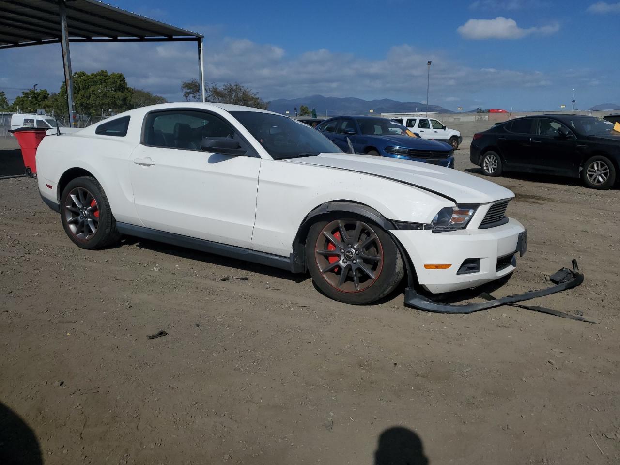 Photo 3 VIN: 1ZVBP8AM5B5165582 - FORD MUSTANG 