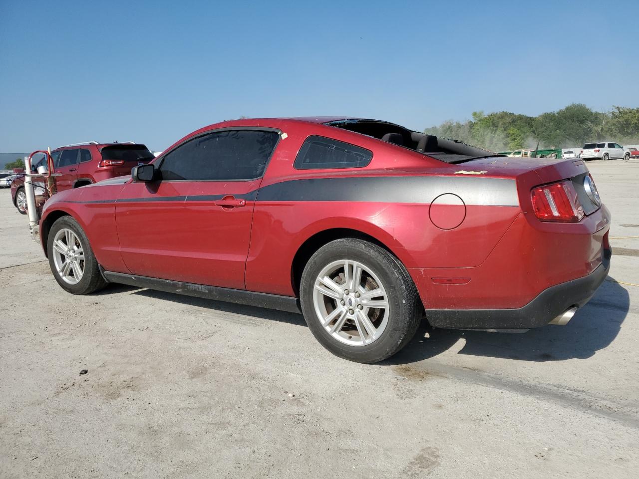 Photo 1 VIN: 1ZVBP8AM5C5215995 - FORD MUSTANG 