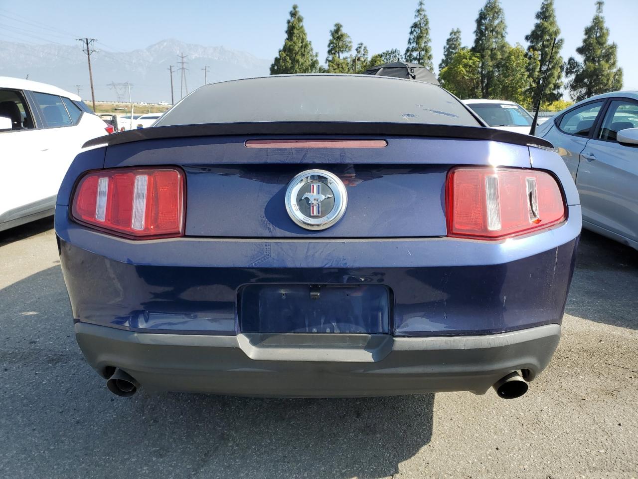 Photo 5 VIN: 1ZVBP8AM5C5245806 - FORD MUSTANG 