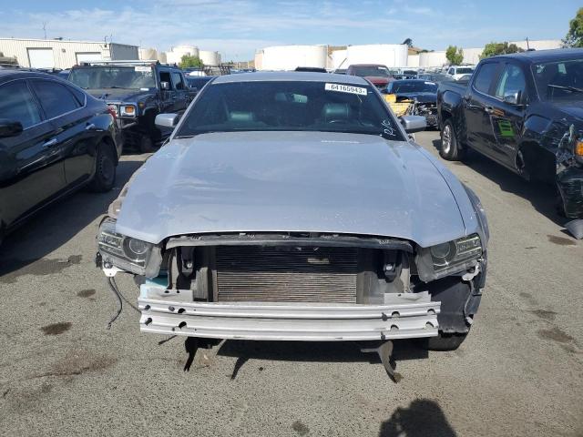 Photo 4 VIN: 1ZVBP8AM5D5242051 - FORD MUSTANG 