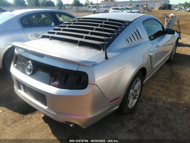 Photo 3 VIN: 1ZVBP8AM5E5311046 - FORD MUSTANG 