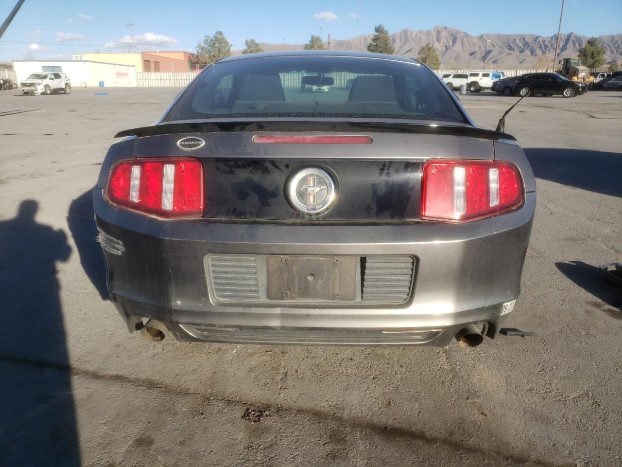 Photo 5 VIN: 1ZVBP8AM5E5325593 - FORD MUSTANG 