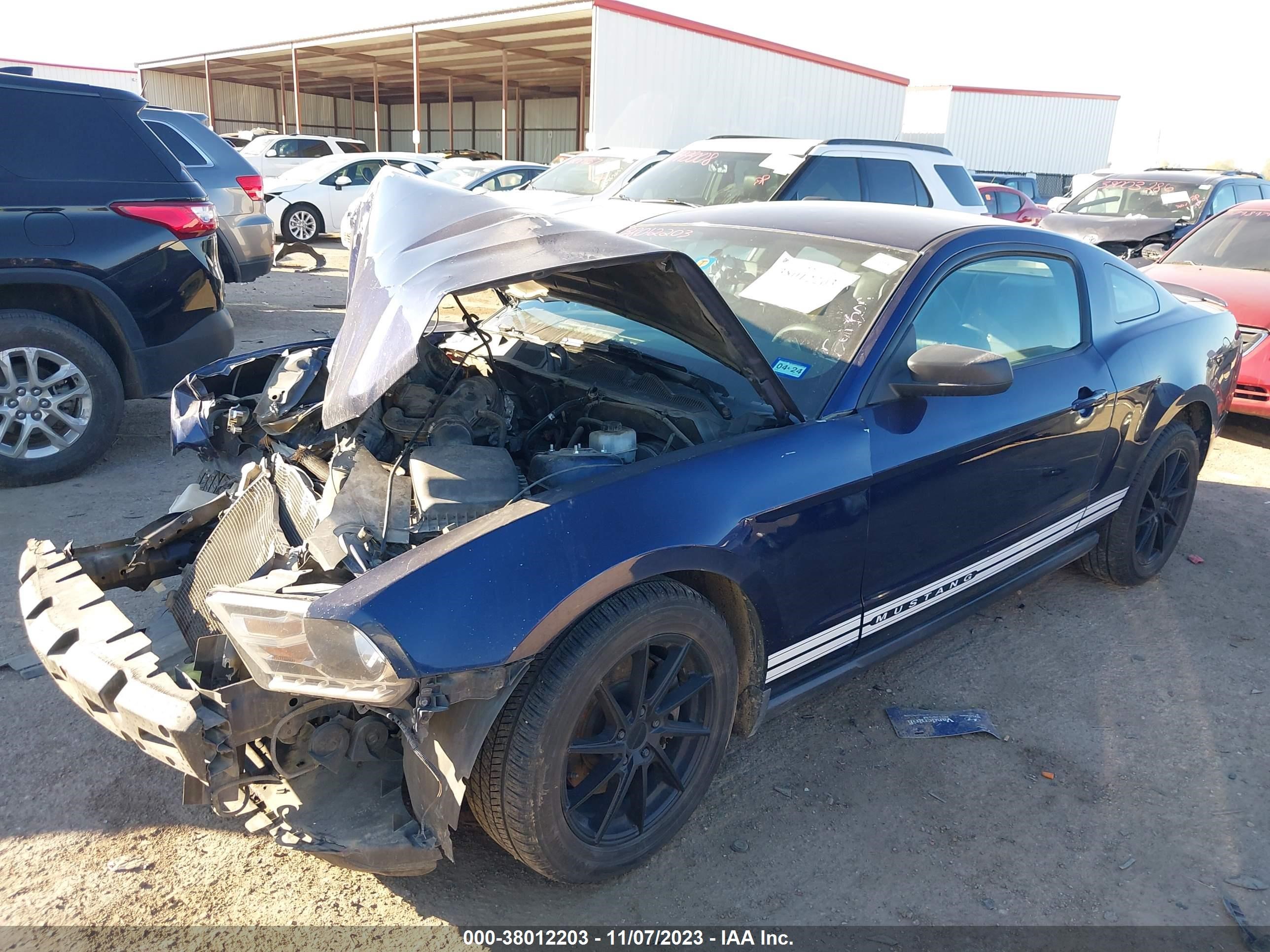 Photo 1 VIN: 1ZVBP8AM6B5121753 - FORD MUSTANG 