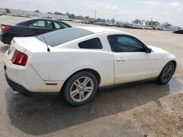 Photo 2 VIN: 1ZVBP8AM6B5158317 - FORD MUSTANG 