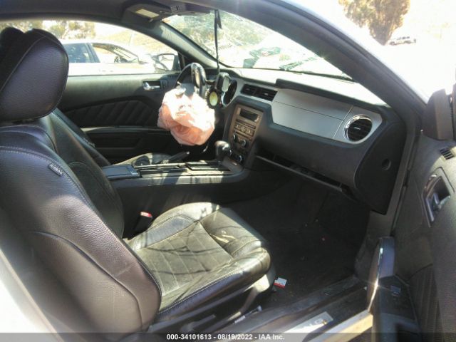 Photo 4 VIN: 1ZVBP8AM6B5166420 - FORD MUSTANG 