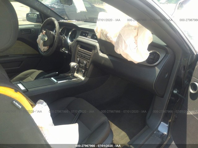 Photo 4 VIN: 1ZVBP8AM6C5259780 - FORD MUSTANG 