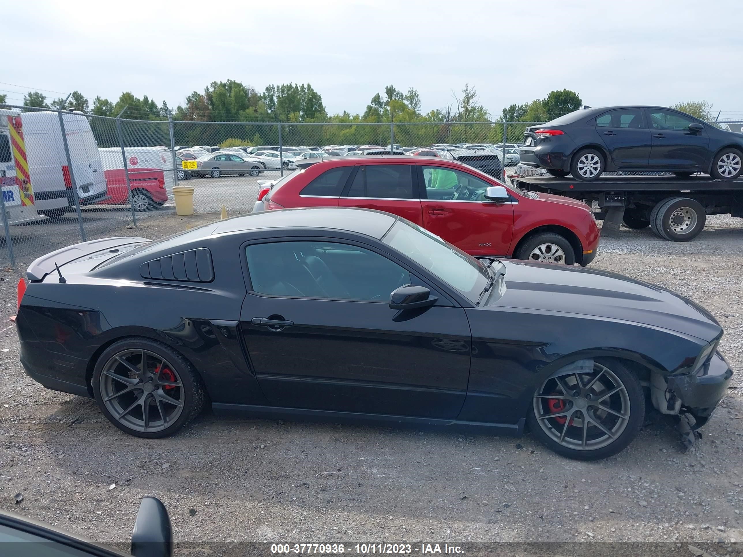 Photo 12 VIN: 1ZVBP8AM6C5260072 - FORD MUSTANG 