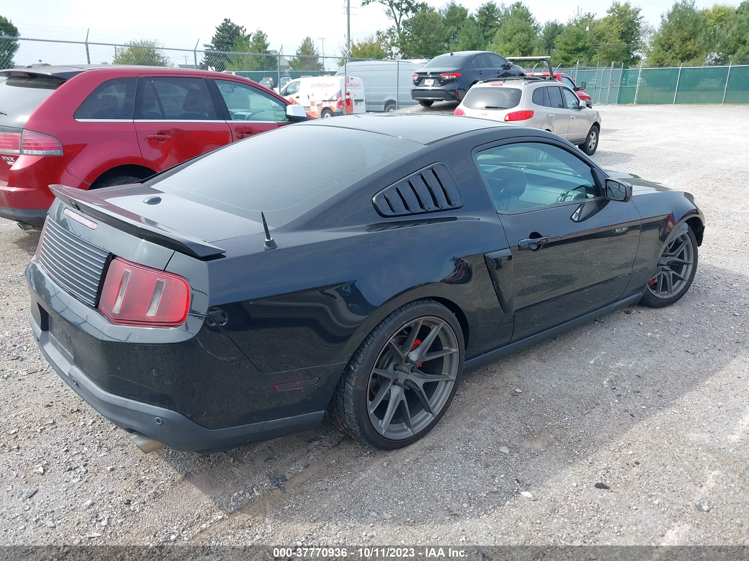 Photo 3 VIN: 1ZVBP8AM6C5260072 - FORD MUSTANG 