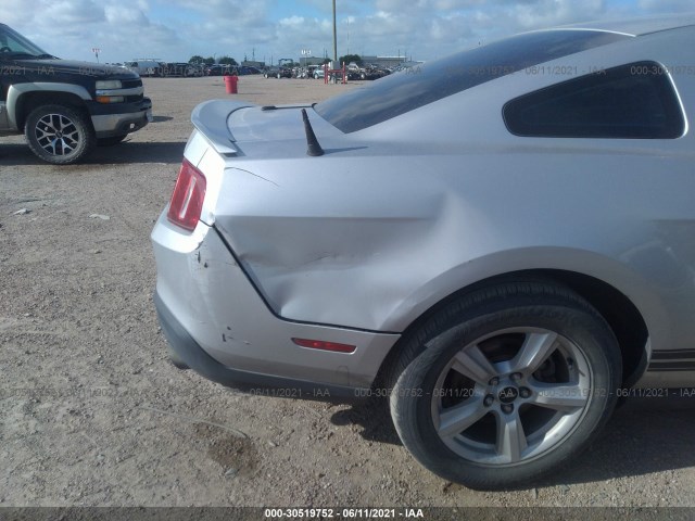 Photo 5 VIN: 1ZVBP8AM6C5266289 - FORD MUSTANG 