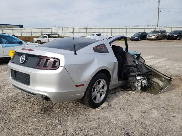 Photo 3 VIN: 1ZVBP8AM6E5284729 - FORD MUSTANG 