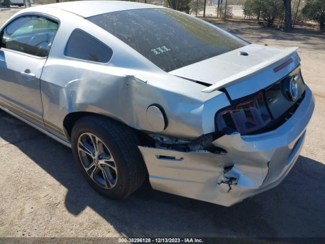 Photo 5 VIN: 1ZVBP8AM7D5243847 - FORD MUSTANG 