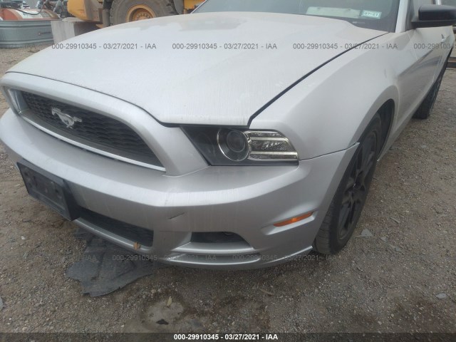 Photo 5 VIN: 1ZVBP8AM7E5231277 - FORD MUSTANG 