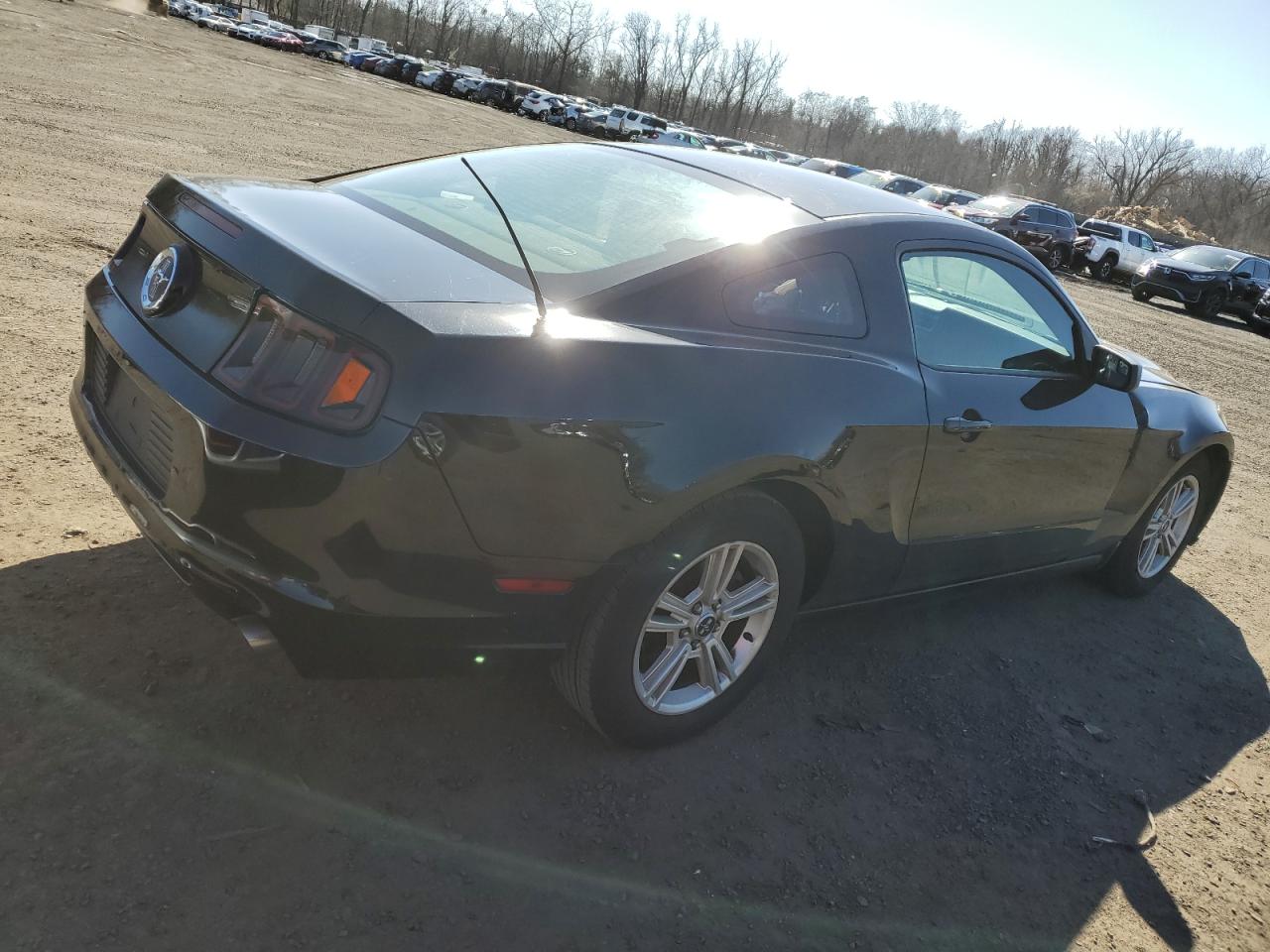 Photo 2 VIN: 1ZVBP8AM7E5269205 - FORD MUSTANG 