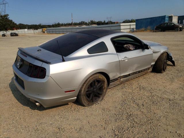 Photo 2 VIN: 1ZVBP8AM7E5287686 - FORD MUSTANG 