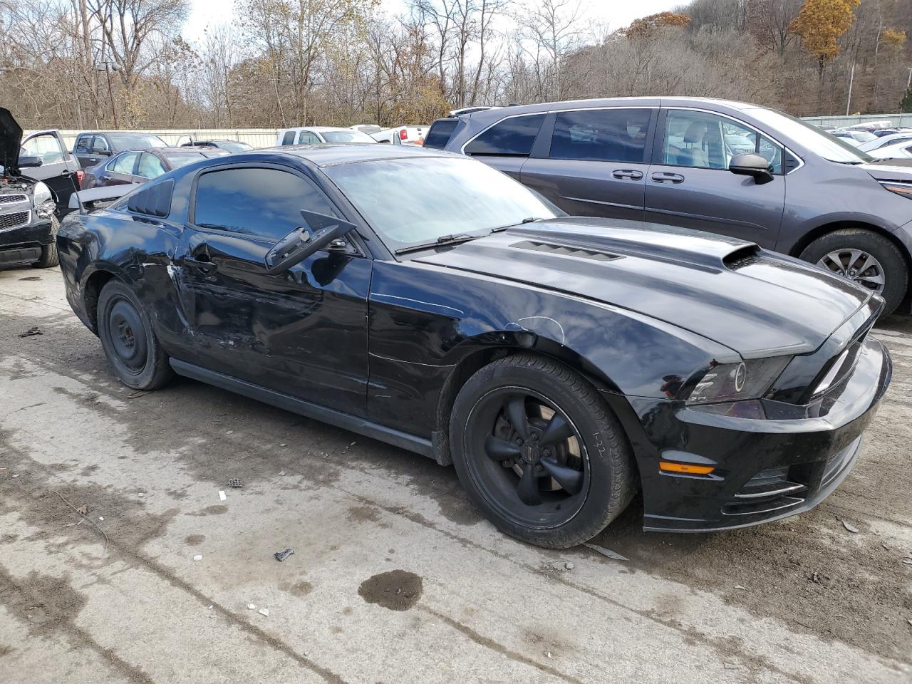 Photo 3 VIN: 1ZVBP8AM7E5290815 - FORD MUSTANG 